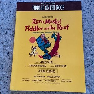 Fiddler On The Roof Vocal Score Brand New